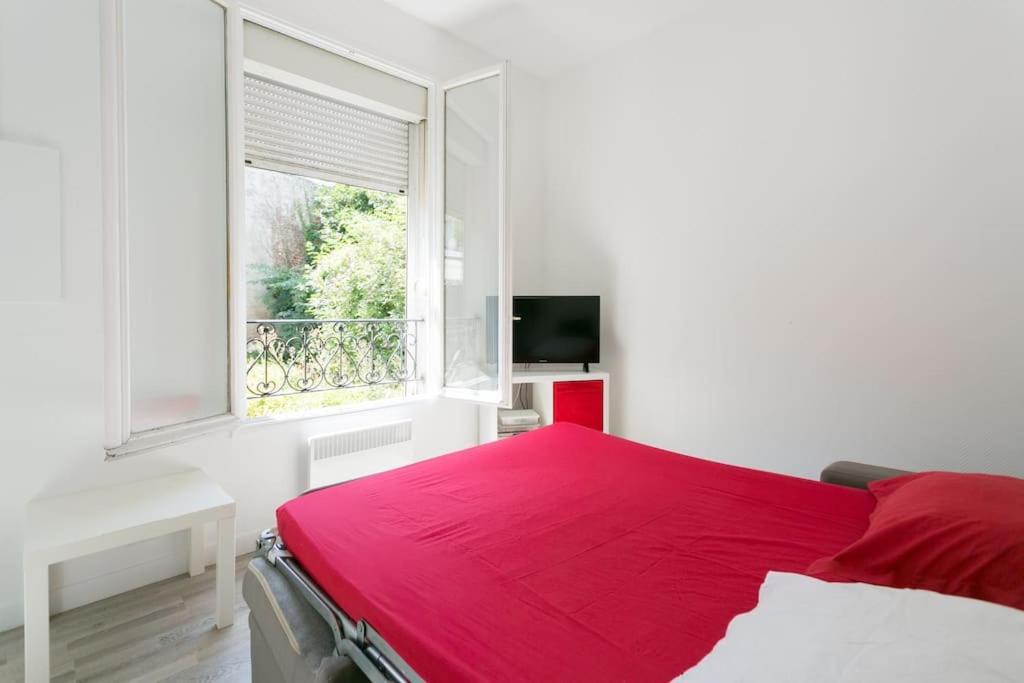 Charming Parisian Studio! Ιβρύ-συρ-Σεν Εξωτερικό φωτογραφία