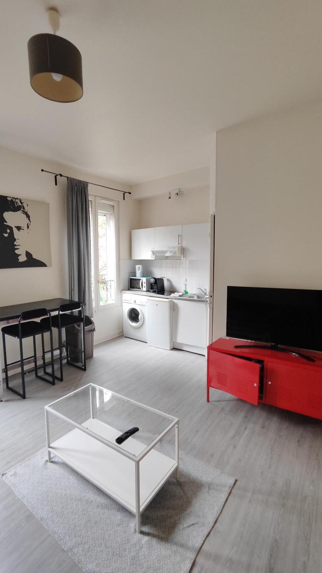Charming Parisian Studio! Ιβρύ-συρ-Σεν Εξωτερικό φωτογραφία