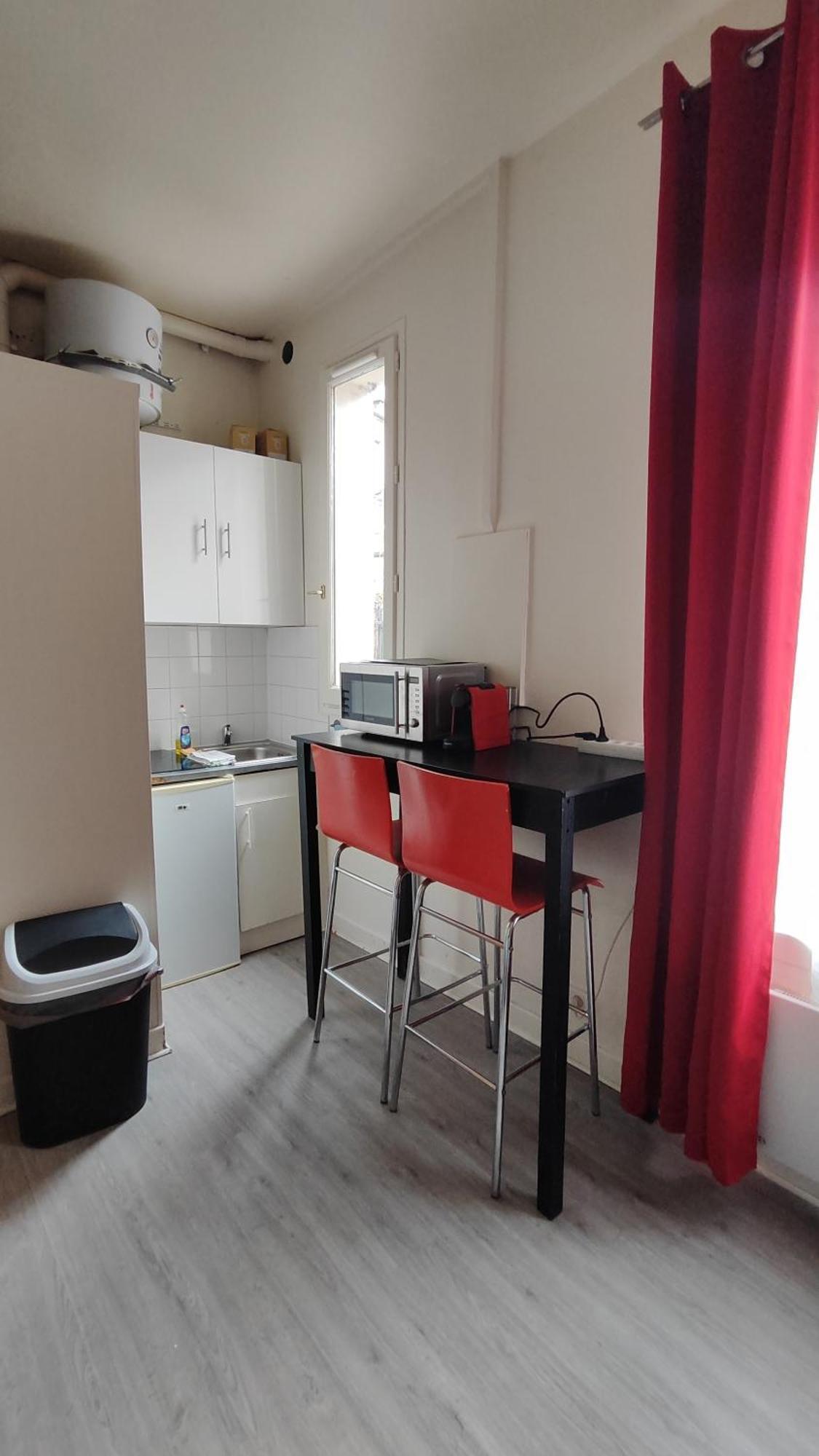Charming Parisian Studio! Ιβρύ-συρ-Σεν Εξωτερικό φωτογραφία