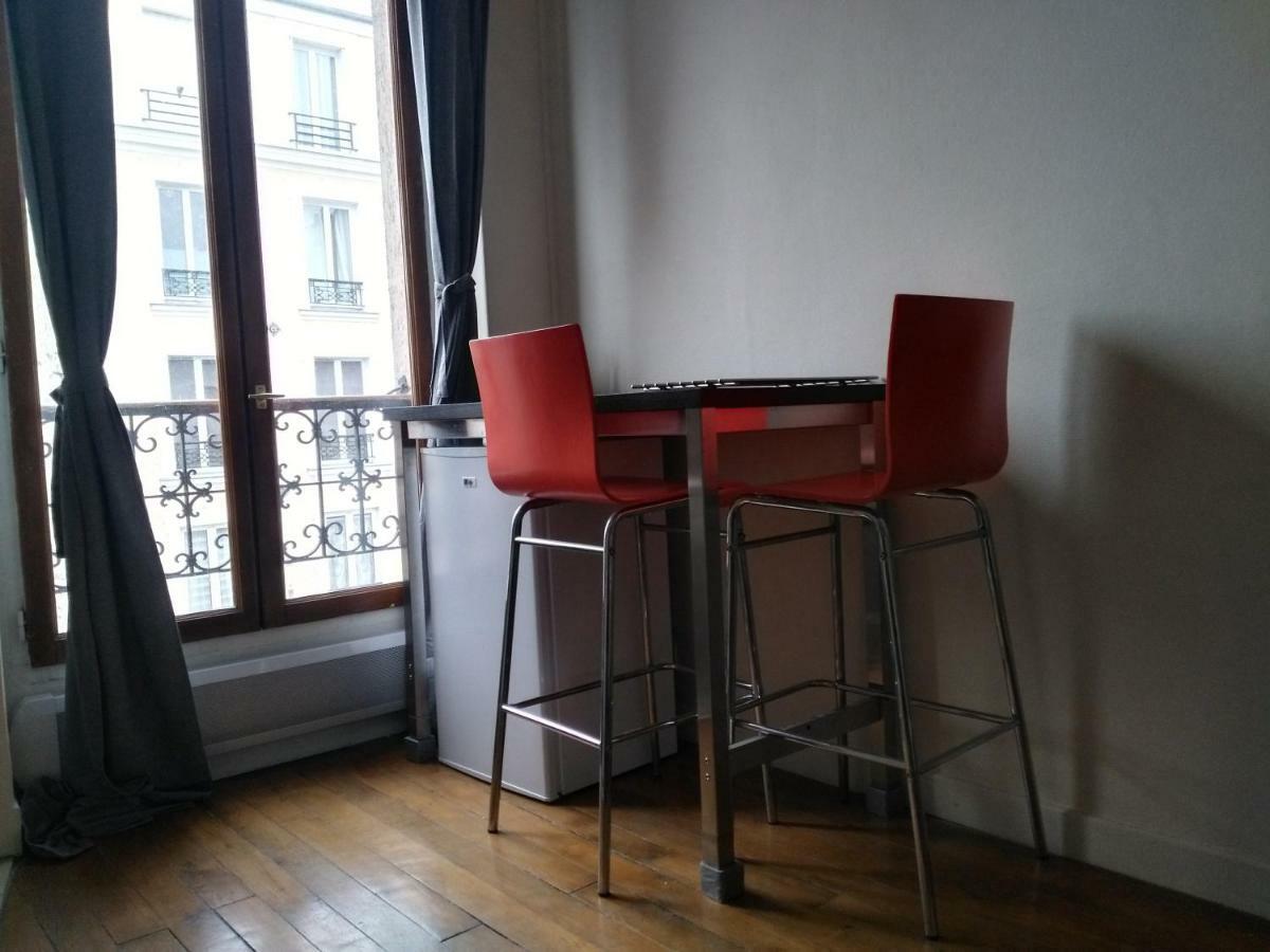Charming Parisian Studio! Ιβρύ-συρ-Σεν Εξωτερικό φωτογραφία