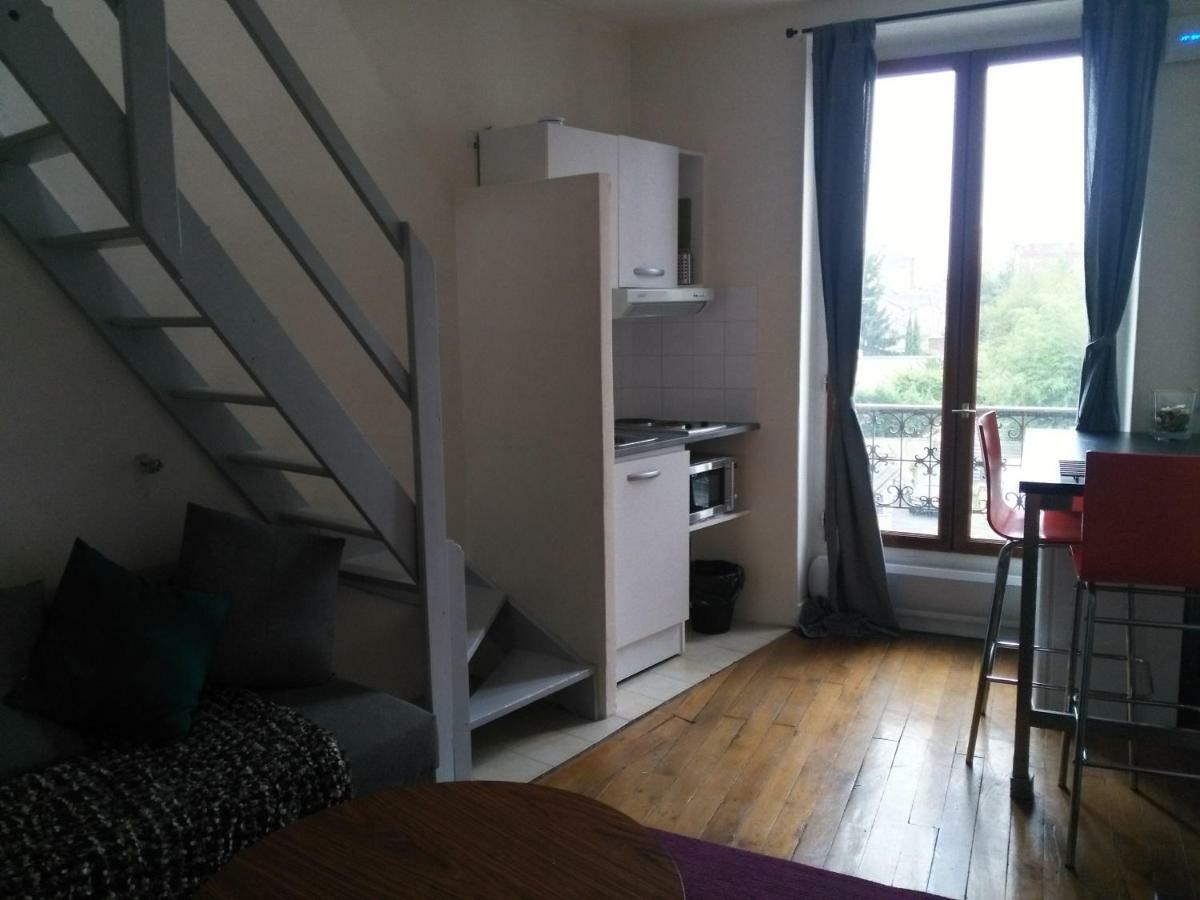 Charming Parisian Studio! Ιβρύ-συρ-Σεν Εξωτερικό φωτογραφία